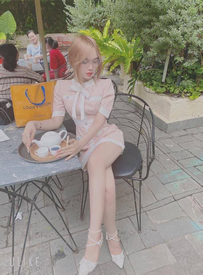 Cô con ghệ quá dâm bị anh trai phang dằn mặt